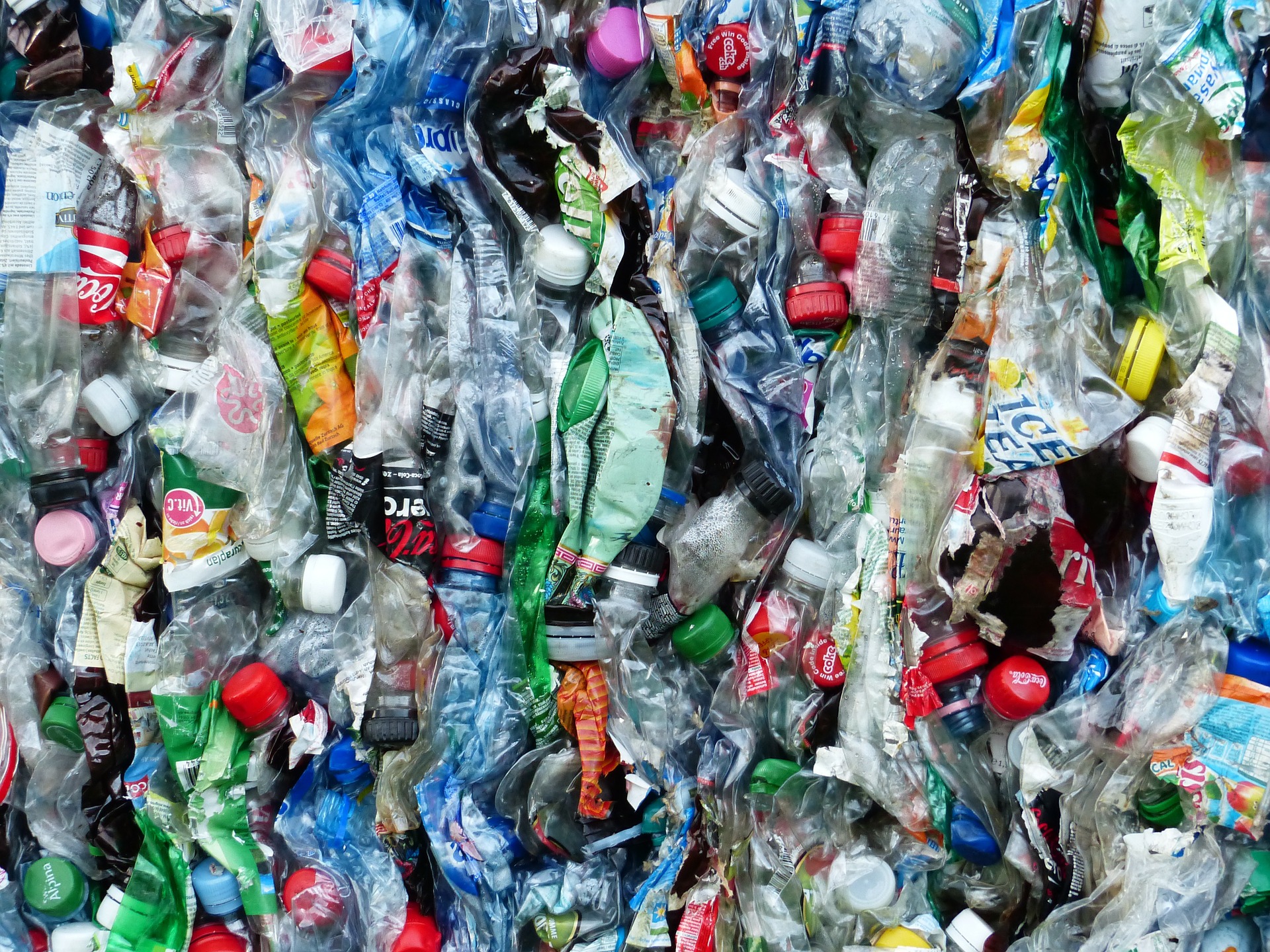 Zéro déchet La Rochelle : Illustration avec des bouteilles en plastiques